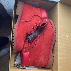 red tim’s size 6 in boys